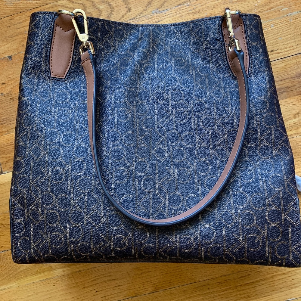 Calvin Klein logo print Handbag - Picture 3 of 3
